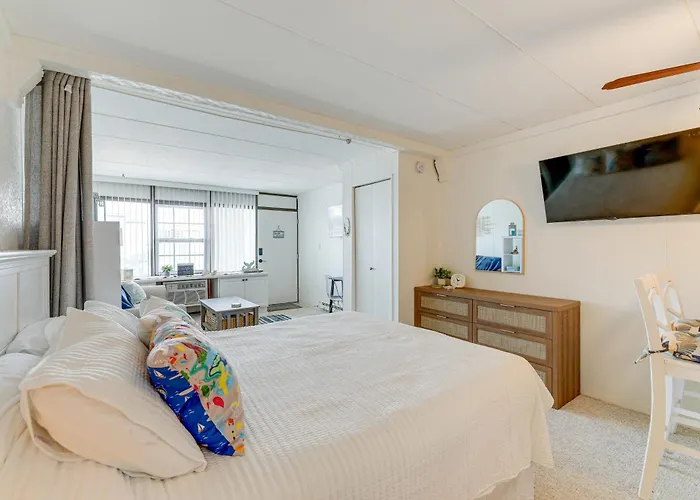 1 Block To Beach! Ocean W/ Pool Access * Ocean City