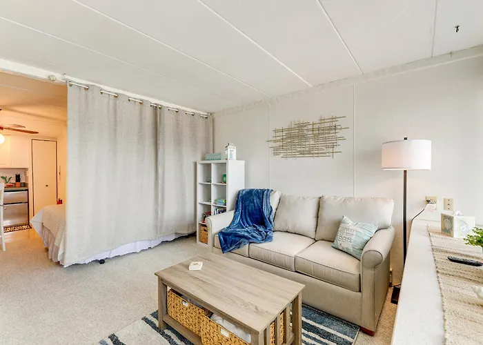 1 Block To Beach! Ocean W/ Pool Access Ocean City